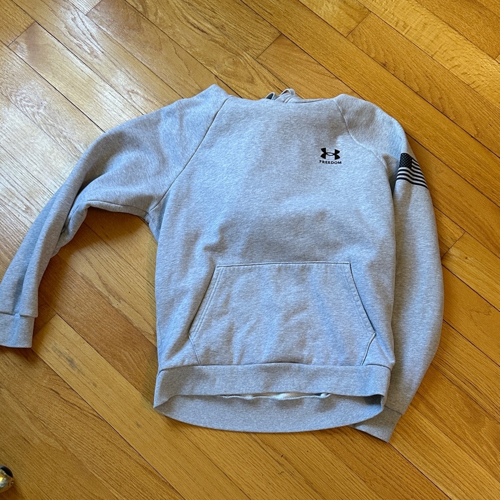 Under Armour Light Gray Freedom Crewneck Sweatshirt with Pocket